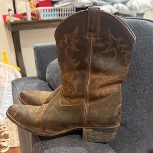Ariat Brown Western Boots the size on boot is 5.5m =6.5 w